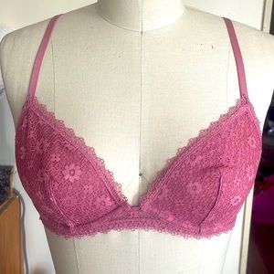 Victoria’s Secret unlined wired bra